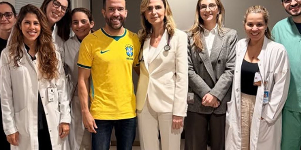 André Janones tem alta após arritmia em hospital de São Paulo