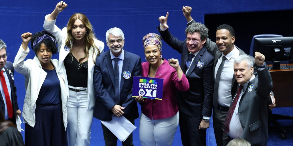 Congresso promulga fim da escala 6x1 e impõe duas folgas semanais