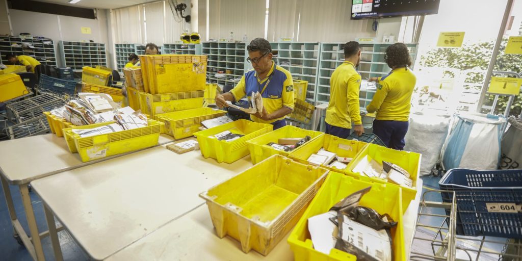 Correios e AliExpress firmam acordo para reduzir prazos de entrega