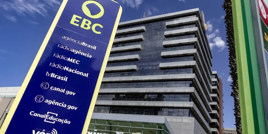EBC nega culpa por falha de áudio na exibição de Flávio Bolsonaro