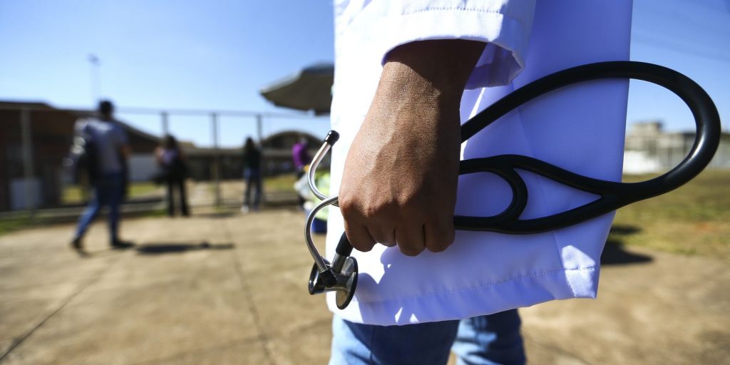 Inep libera resultado de pedidos por problemas logísticos e doenças no Revalida