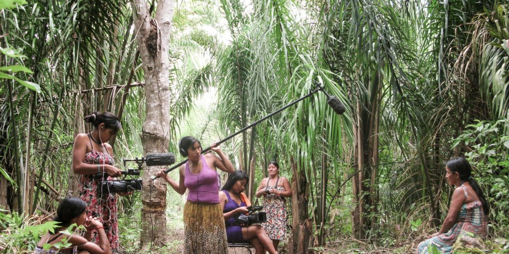 Lula e Bolsonaro apresentam propostas opostas para Amazônia e indígenas