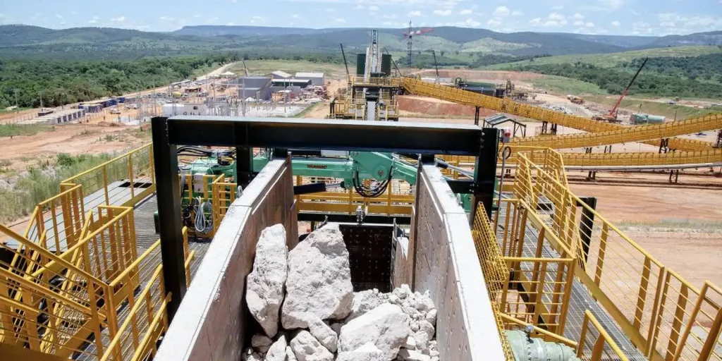 Minerais críticos impulsionam 129.423 empregos na mineração em 2025