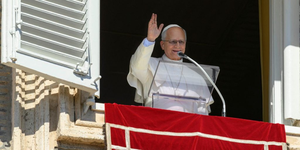 Papa Leão XIV entra no Gemelli para cirurgia de nódulo pulmonar