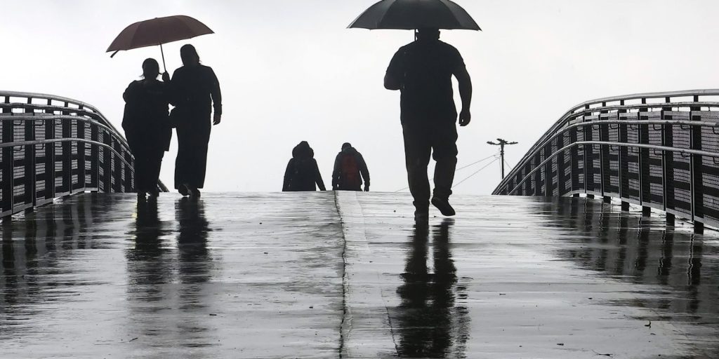 São Paulo teve chuva forte, granizo e 15 alertas da Defesa Civil na madrugada